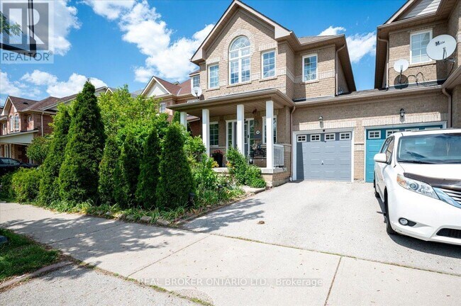 Building Photo - 4809 Dovehouse Dr