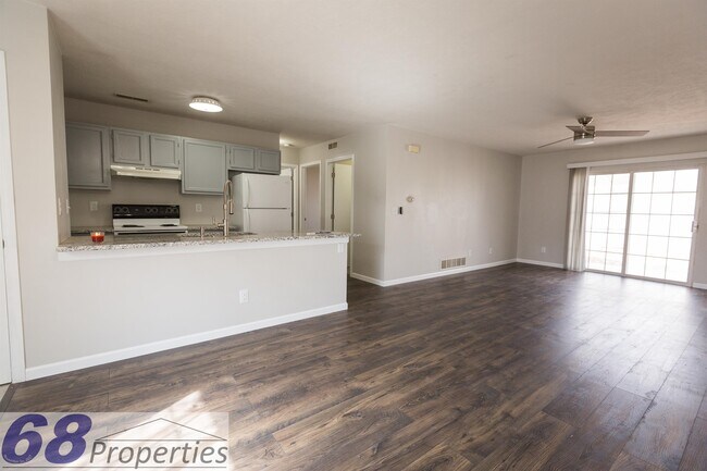 Building Photo - 6792 Audree Ln