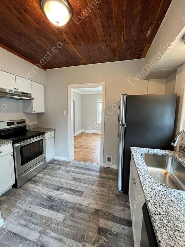 Foto del edificio - 1611 Hagley Rd