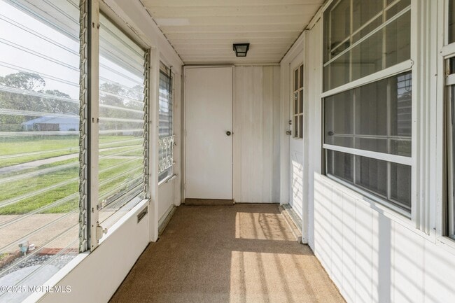 Building Photo - 873A Balmoral Ct