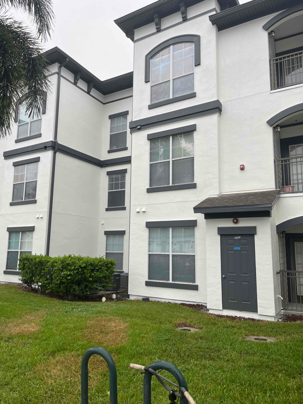 Foto principal - 8335 Narcoossee Rd