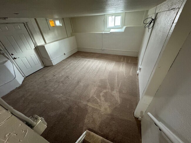Building Photo - Charming Midtown Reno Rental - Your Perfec...