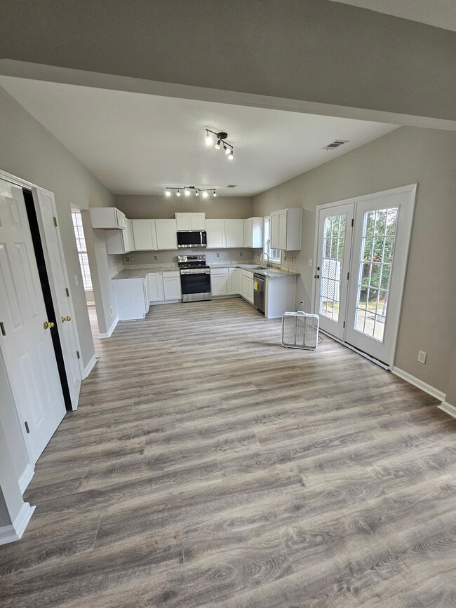 Foto del edificio - 714 Terrace Creek Dr