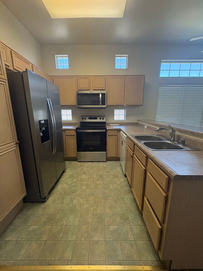 Foto del edificio - Move in ready North Carson