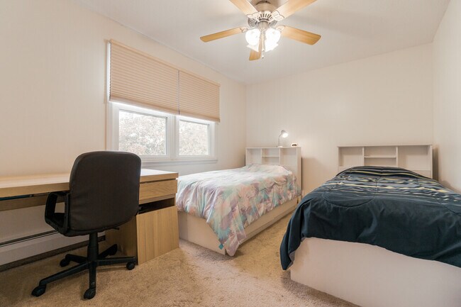 Foto del edificio - 67 Sunset Ridge