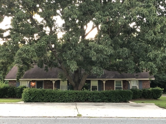 Cozy duplex, JUST REMODELED !!! - 1011 Morningside Dr
