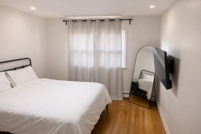 Foto del edificio - 88 Harper Ave