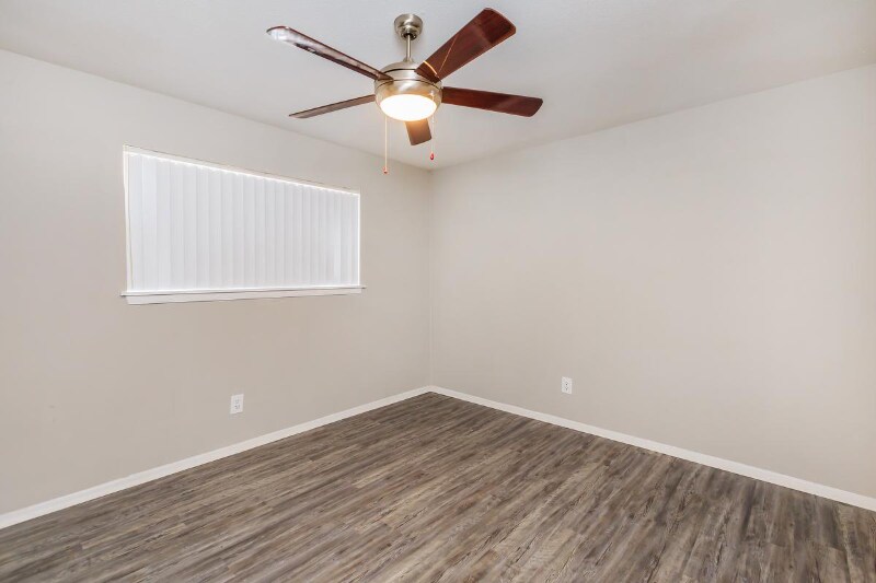 Foto del edificio - 6014 Winsome Ln