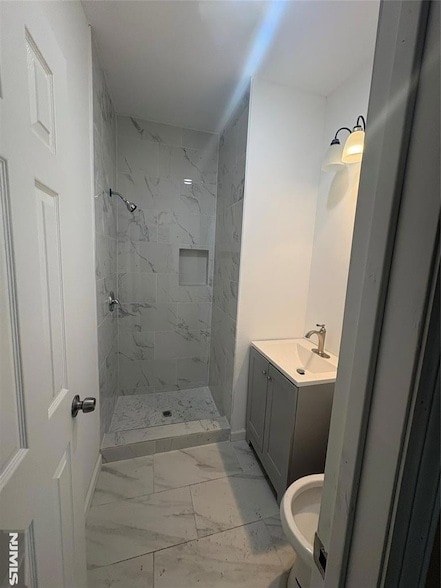 Foto del edificio - 172 N Main St