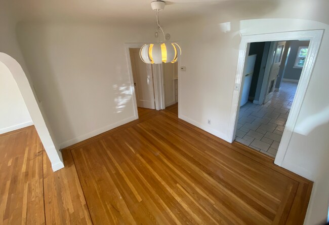 Building Photo - 4533 D St