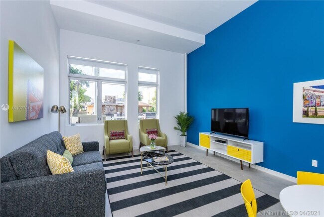 Foto del edificio - 765 NW 1st St