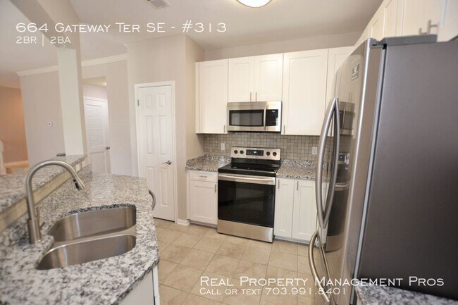 Foto del edificio - 664 Gateway Dr SE