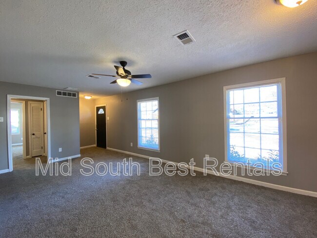 Foto del edificio - 3264 Boxdale St