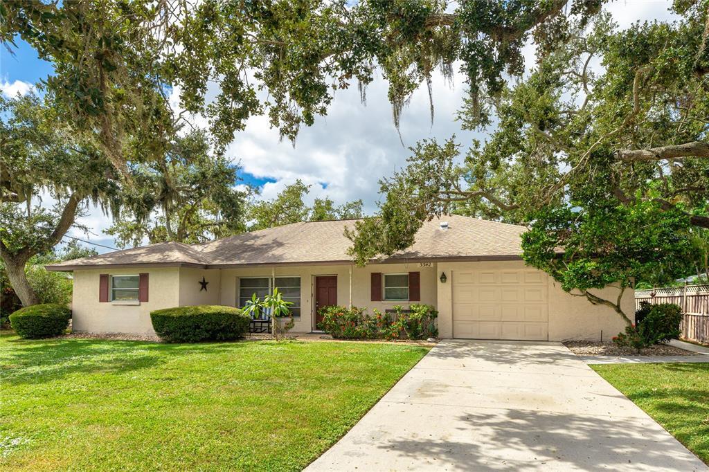 Foto principal - 3342 Mayflower St