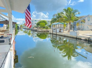 Building Photo - 30872 Minorca Dr