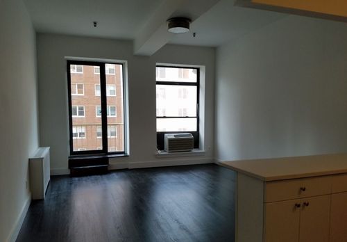Primary Photo - 113 3rd Ave