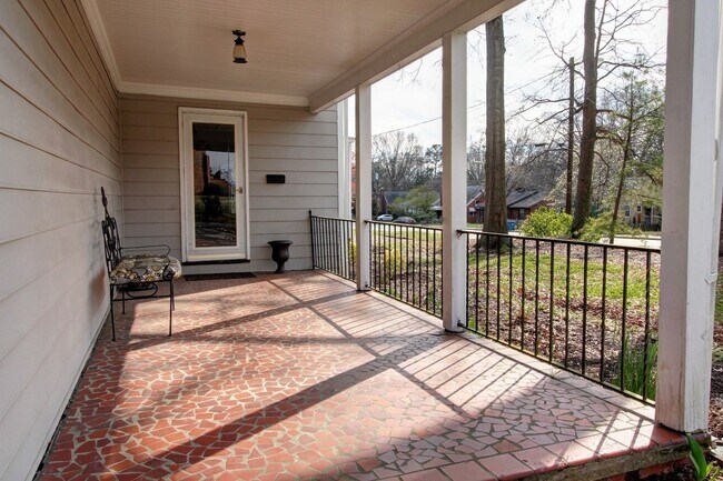 Photo - Beautiful and Spacious 2bd/1ba Home Near Northgate Park in Durham's Colonial Village!