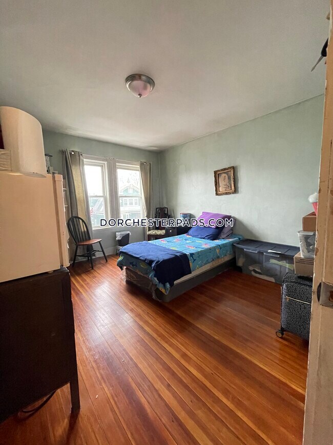 Foto del edificio - 349 Seaver St