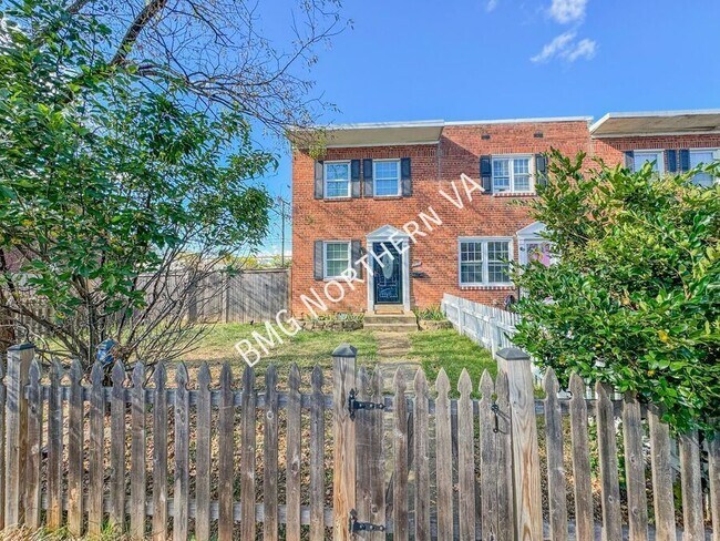 Foto del edificio - 3800 Edison St