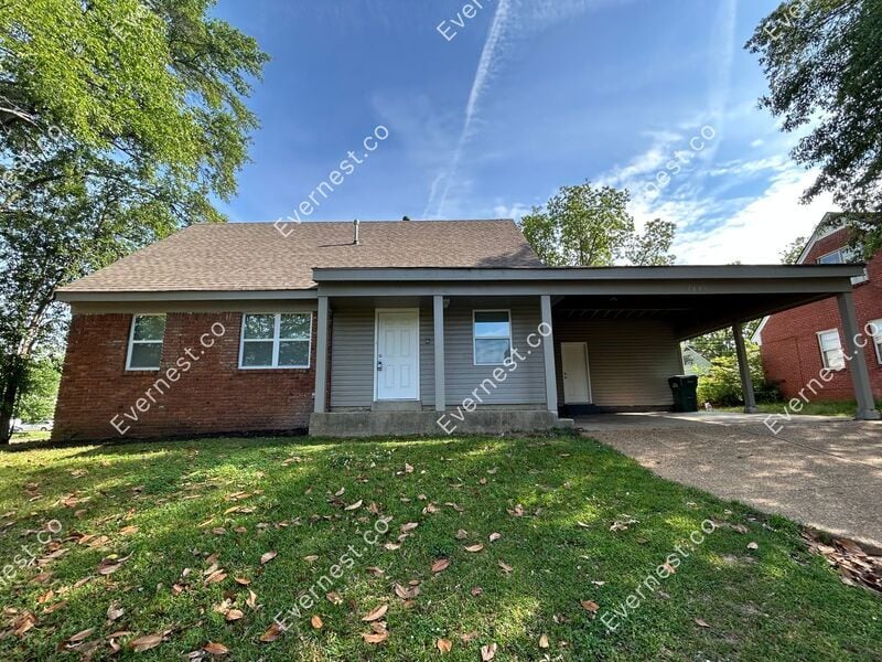 Foto principal - 1480 Moss Point Dr