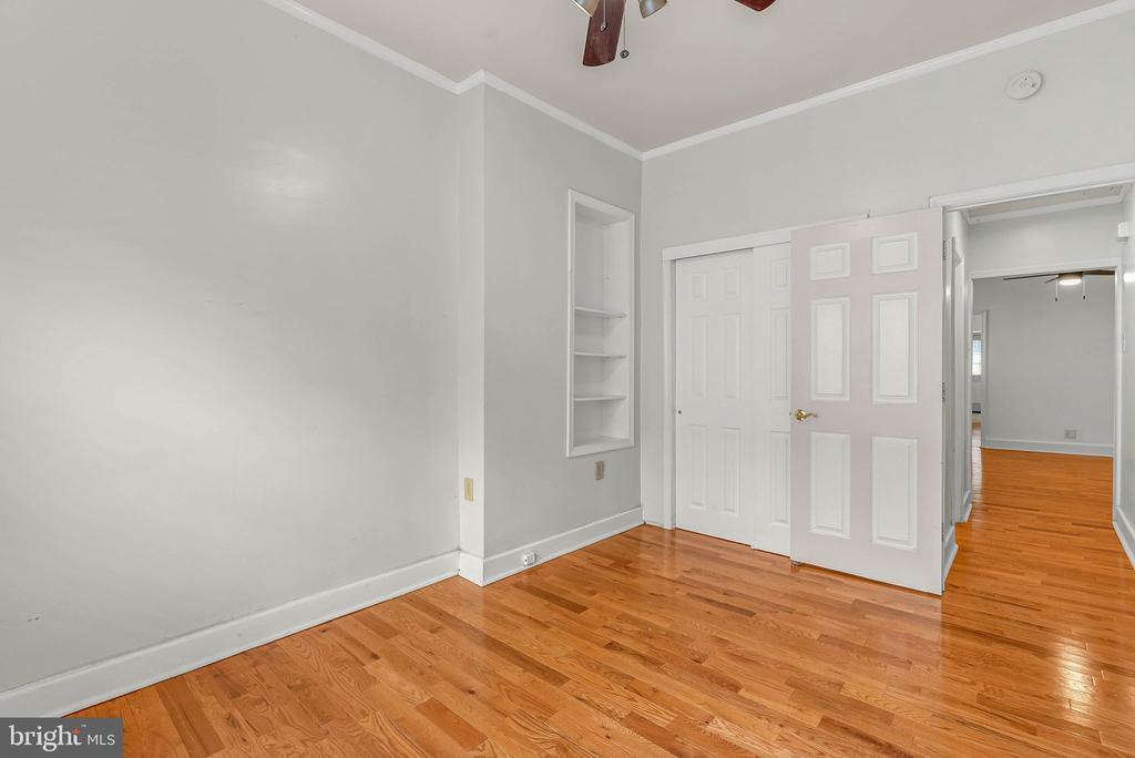 Photo - 2440 Carpenter St (Philadelphia, PA)