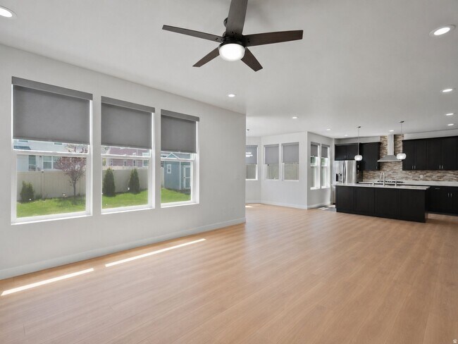 Foto del edificio - 4859 W Lower Bend Dr