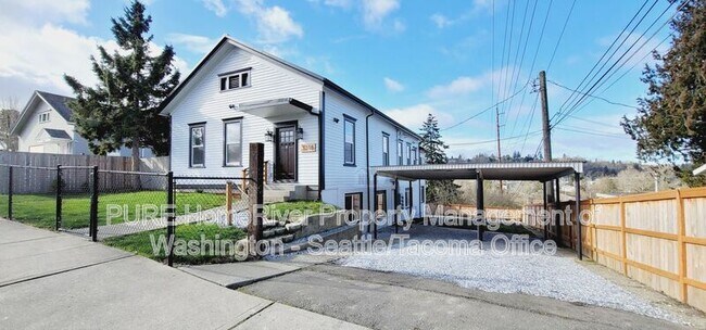 Foto del edificio - 3216 E Roosevelt Ave