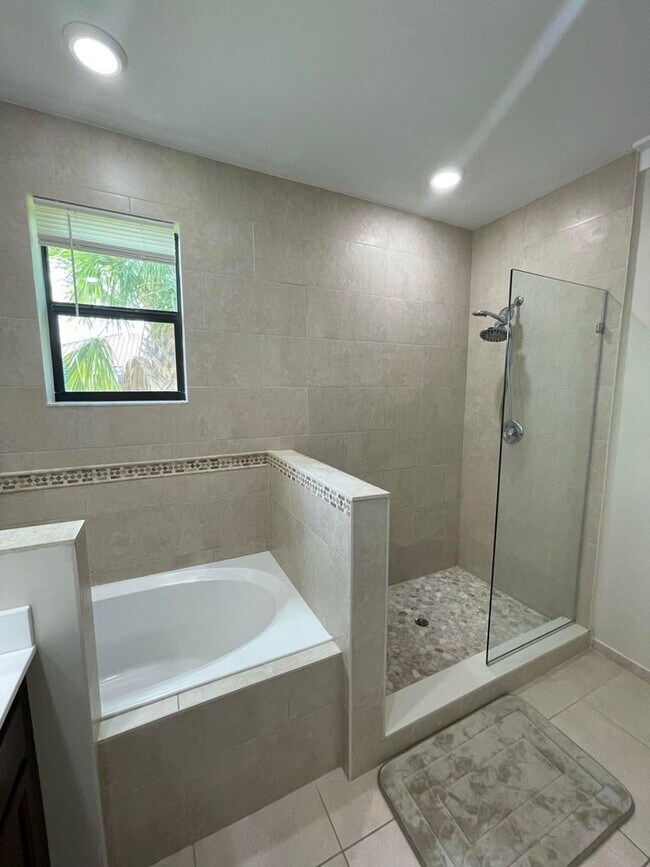 Foto del edificio - 12839 Anthorne Ln