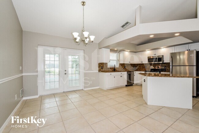 Foto del edificio - 1125 NE 33rd Ln