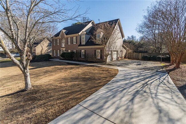 Building Photo - 3147 Crestmont Way NW