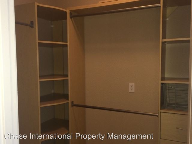 Foto del edificio - 2740 Beach River Dr