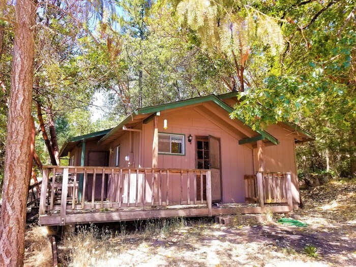 Primary Photo - Cute horse haven cottage on acreage..