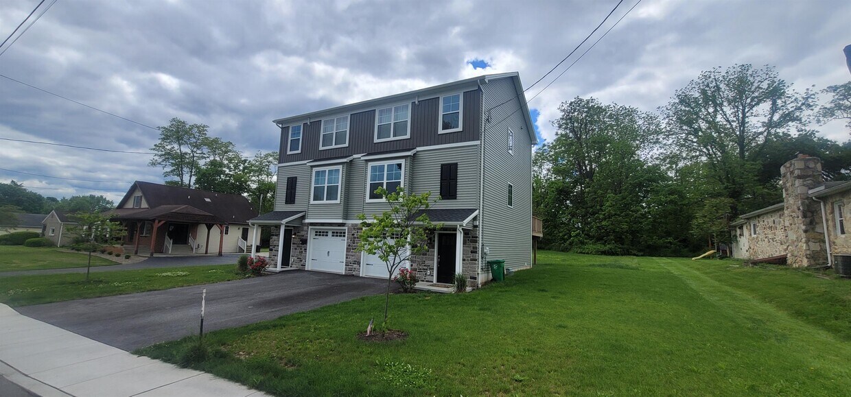 Primary Photo - 1134 Franklin St