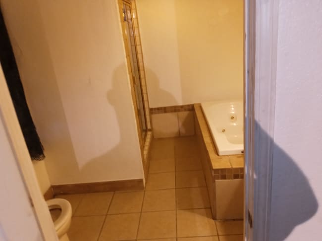 Building Photo - 903 Lincoln Ave