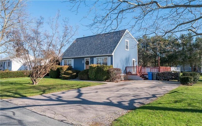 Building Photo - 28 Busher Dr