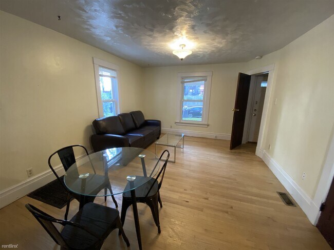 Building Photo - 3 br, 2 bath House - 622 S Ashley St