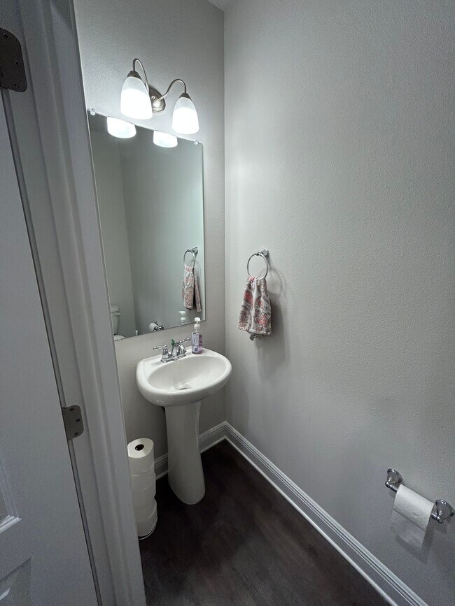 Building Photo - 344 Allie Way