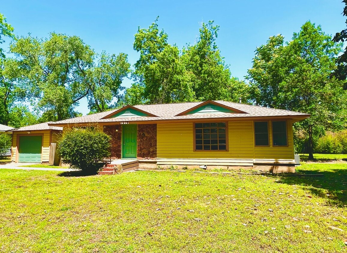 Primary Photo - Charming 2BD 1BA Home in Norman, OK!!!
