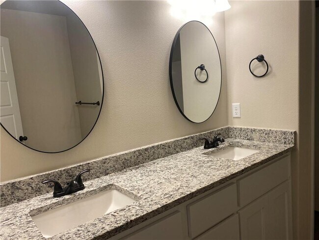 Foto del edificio - 2314 W Persimmon St