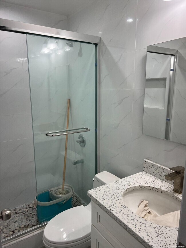 Foto del edificio - 82-79 164th Pl