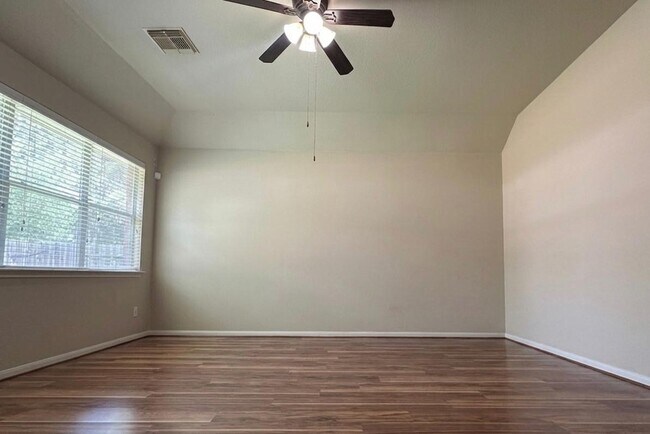 Foto del edificio - 26018 Trailcliff Ct