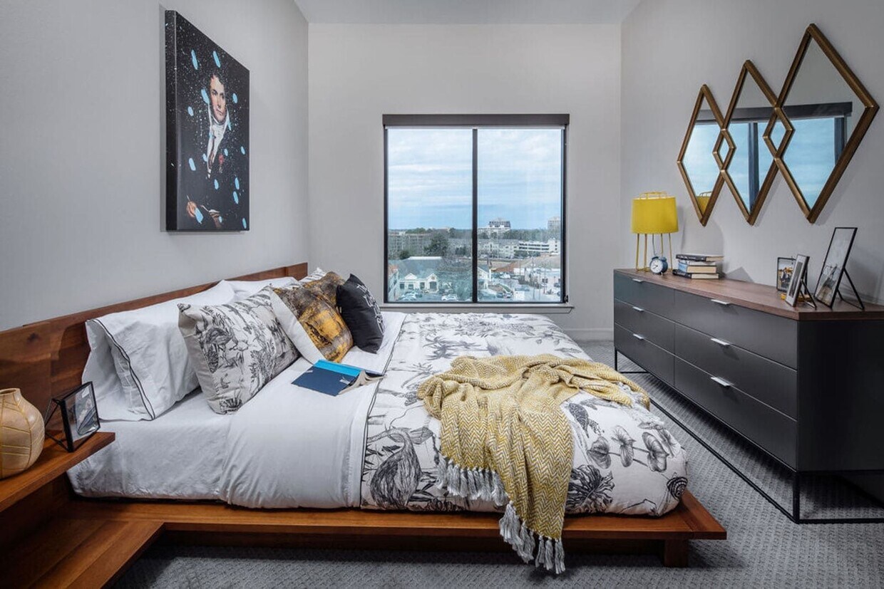 Foto principal - 63 Irby Ave NW