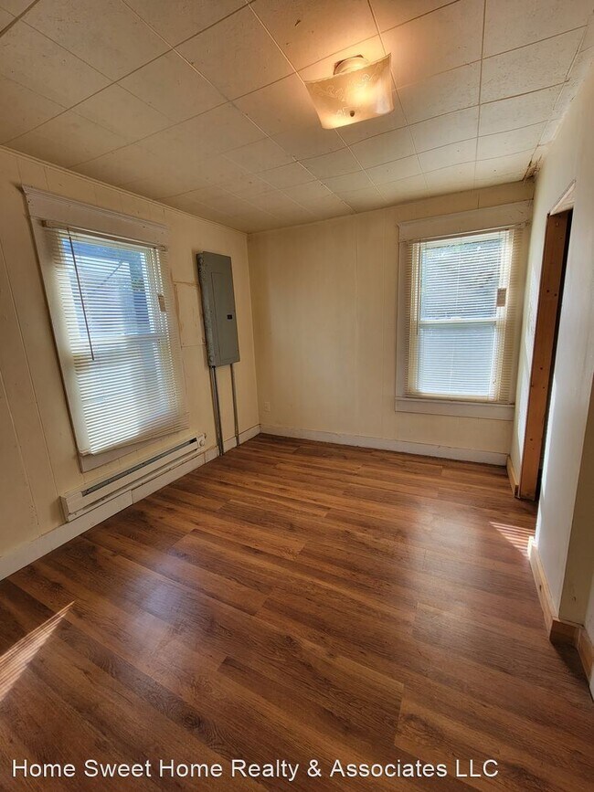 Foto del edificio - 2 br, 1 bath House - 1011 W ELM ARCADE