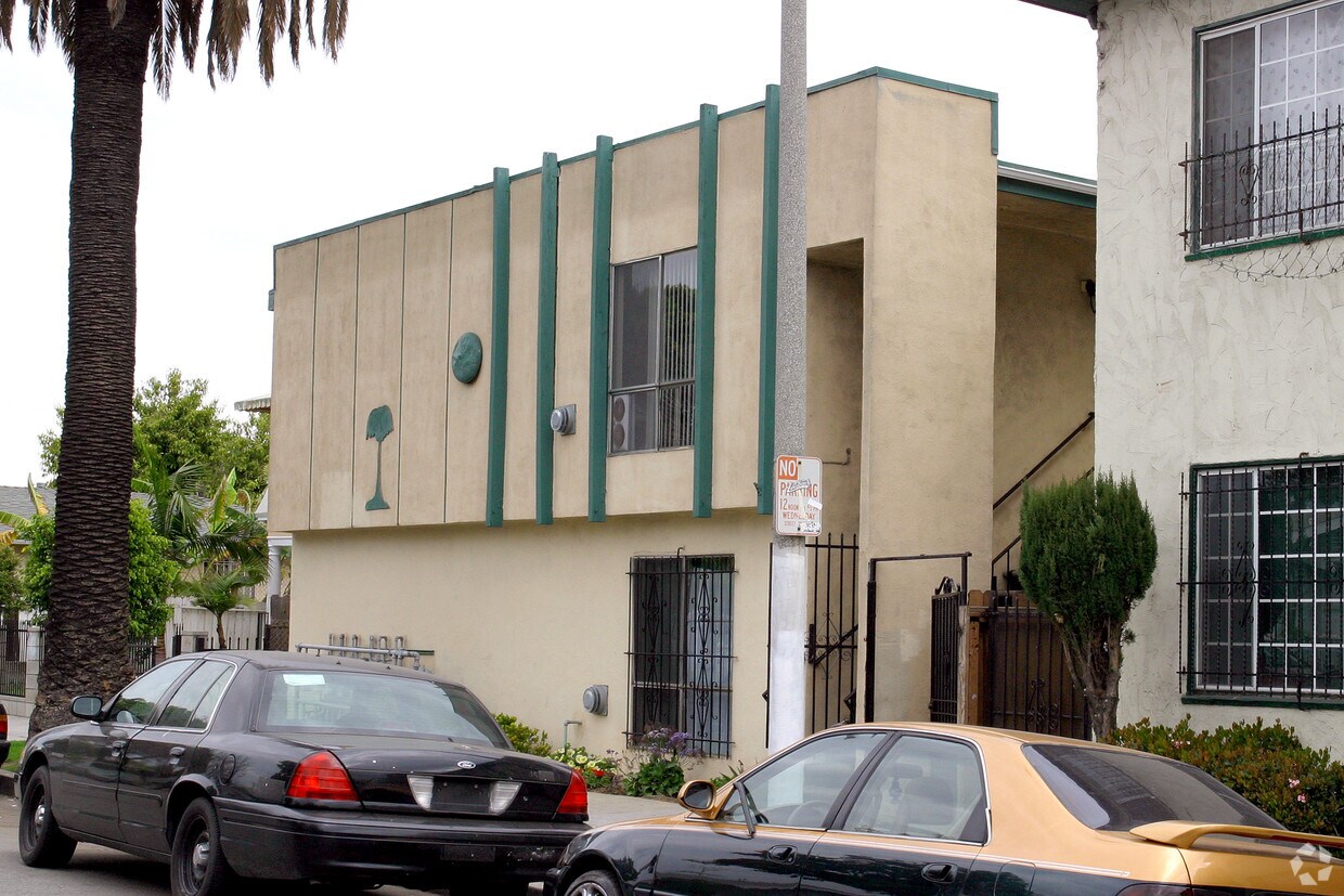 Foto del edificio - 1342 Peterson Ave