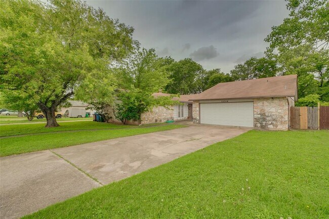 Foto del edificio - 12314 Willow Wild Dr