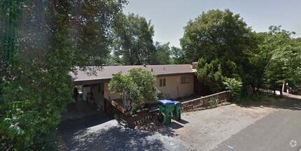 Building Photo - 251 Pasadena Ave