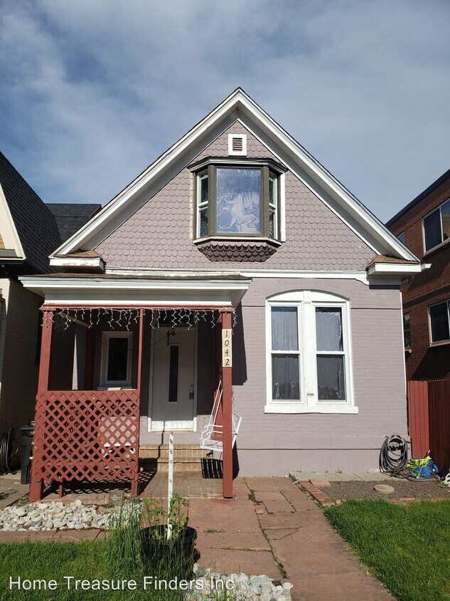 Primary Photo - 1042 N Clarkson St