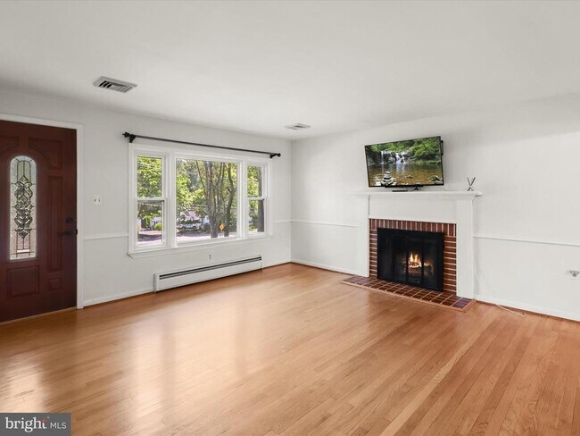 Foto del edificio - 3116 Bethany Ln