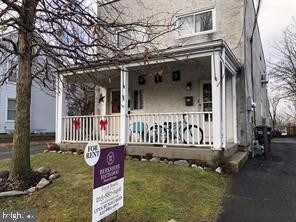 Primary Photo - 415 Maple St