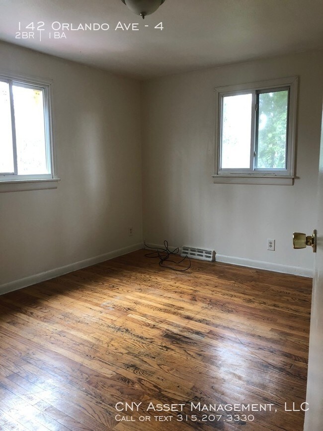 Building Photo - 142 Orlando Ave -Section 8 welcome